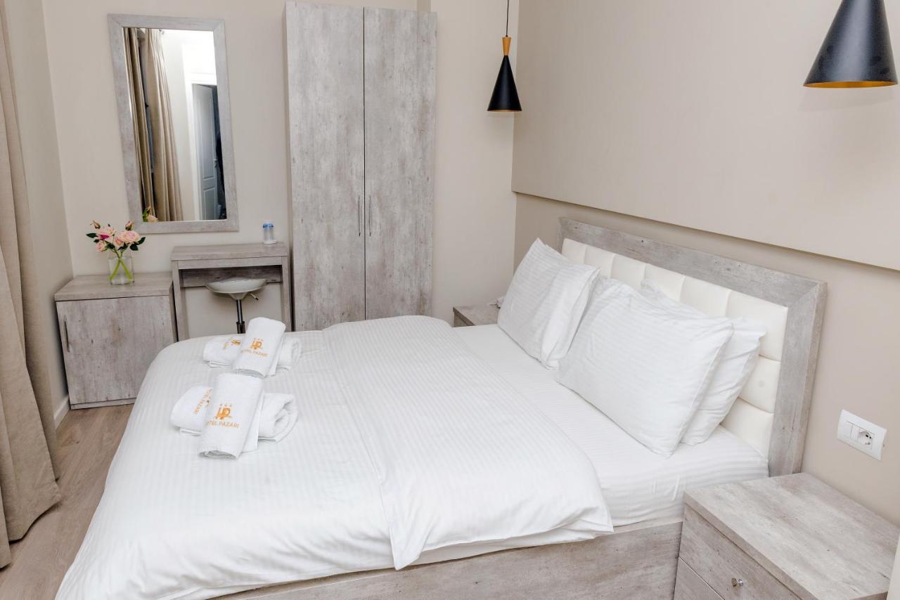 Hotel Pazari & Apartments Корча Екстер'єр фото